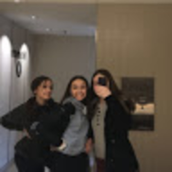 Meet your Posher, Savannah - Picture 1 of 1